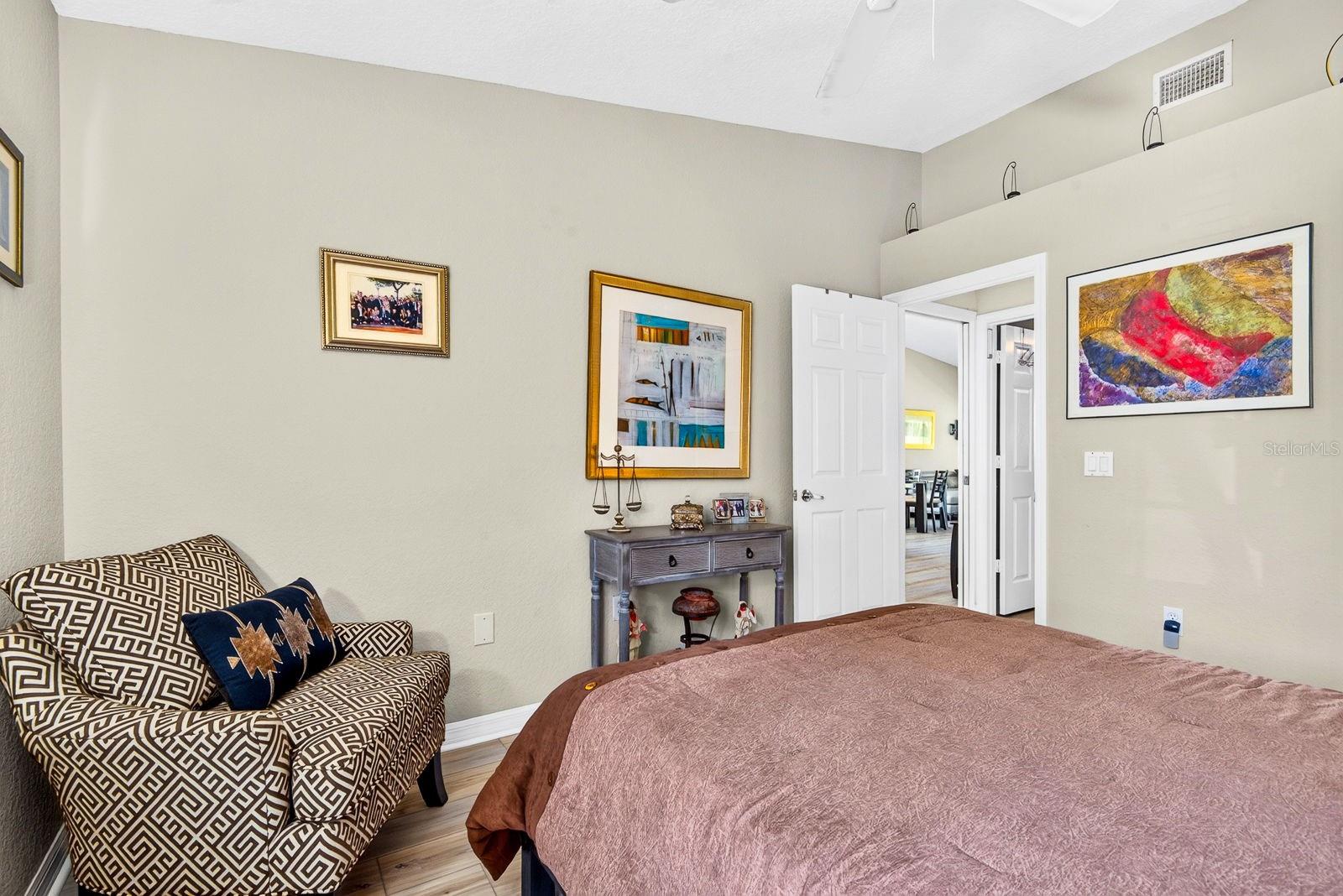 7124 MELROSE PL — photo 11