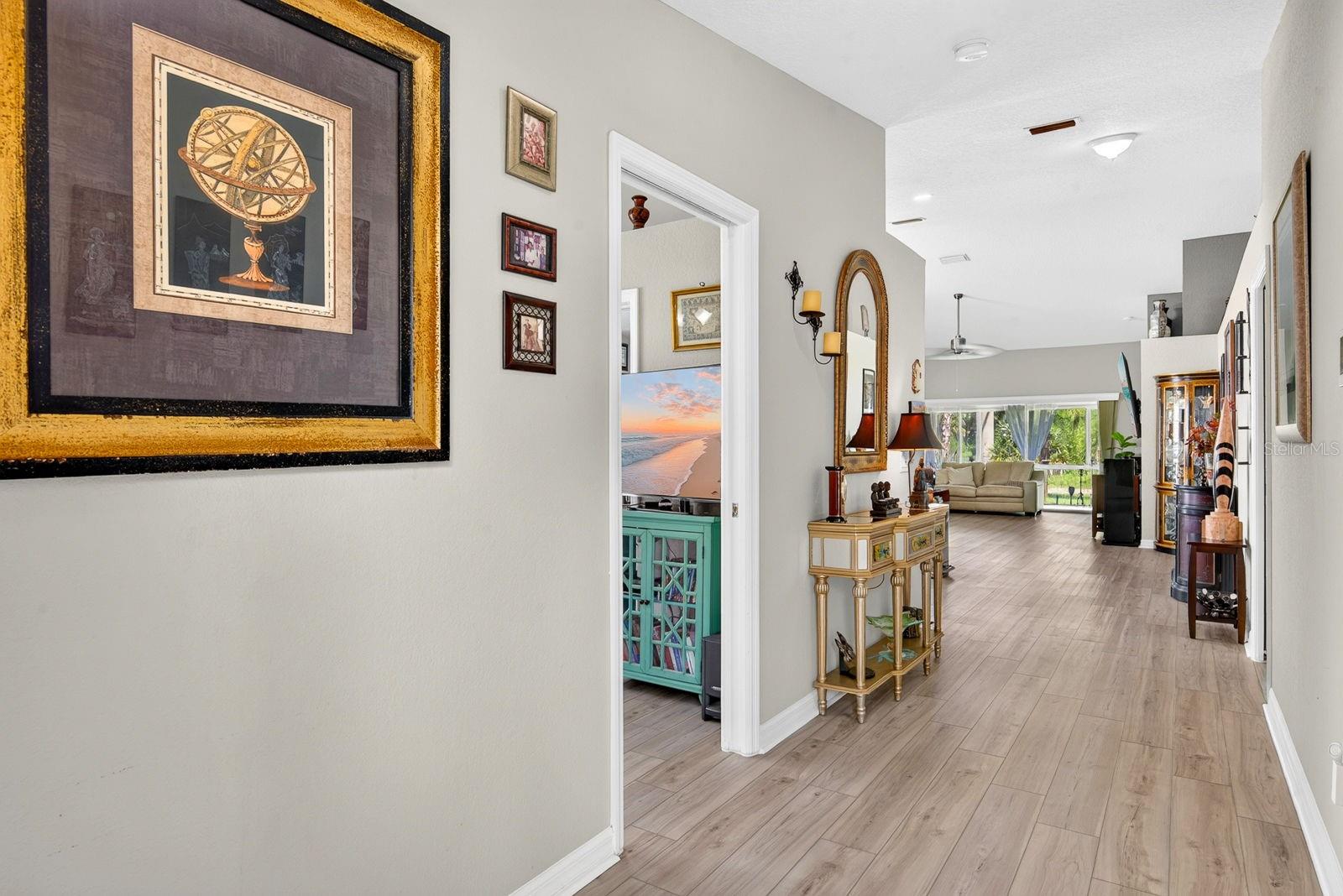 7124 MELROSE PL — photo 8