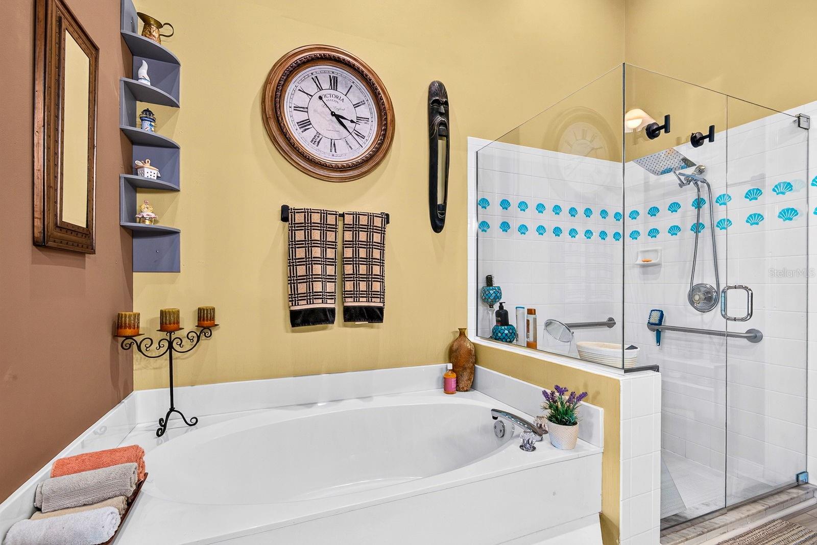 7124 MELROSE PL — photo 39