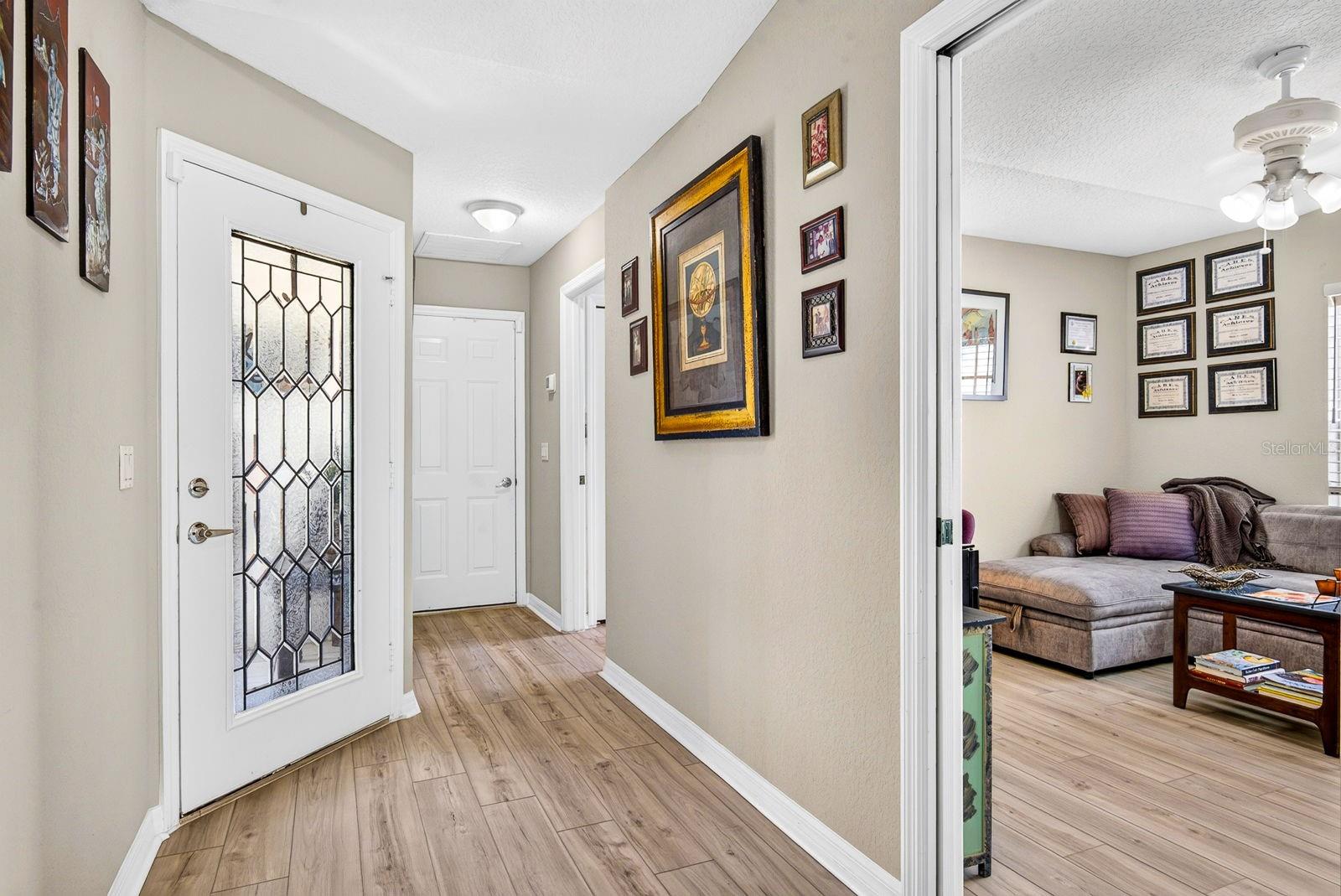 7124 MELROSE PL — photo 6