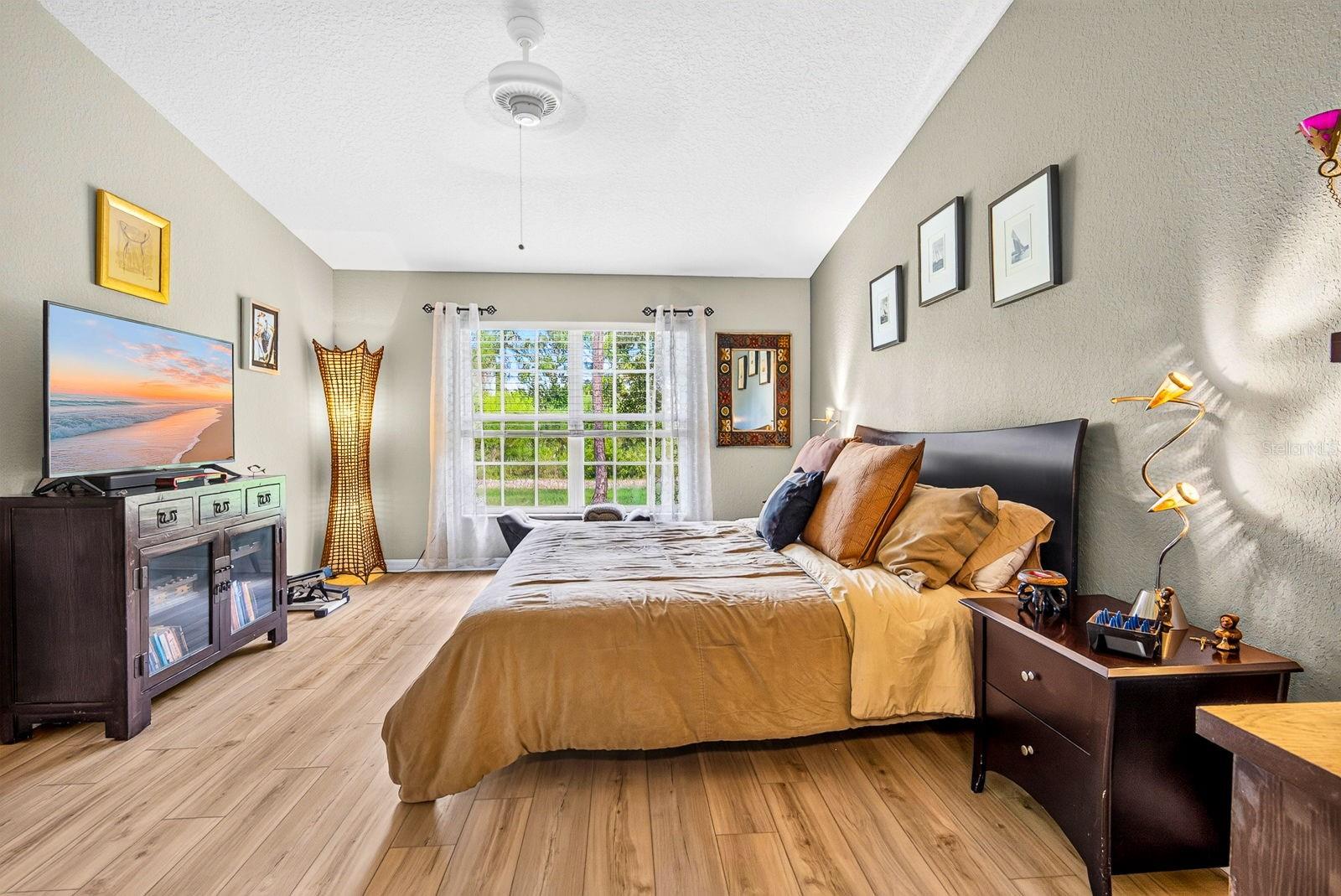 7124 MELROSE PL — photo 32