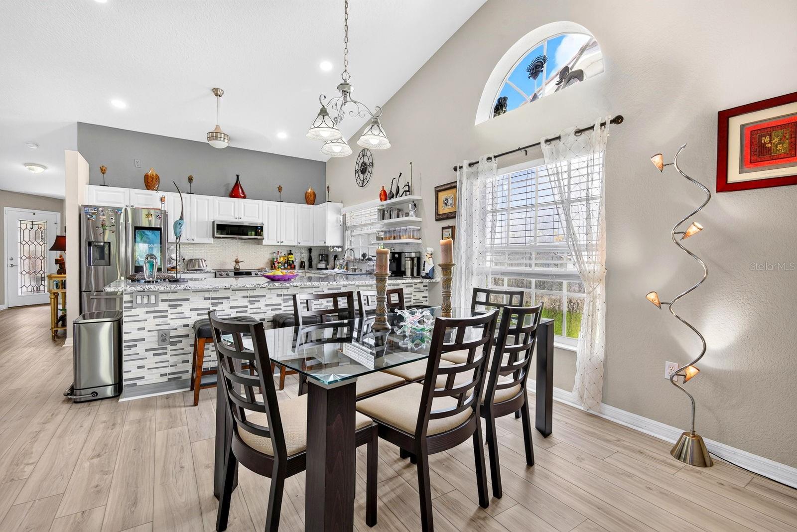 7124 MELROSE PL — photo 19