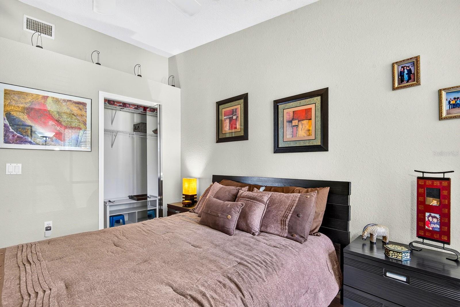 7124 MELROSE PL — photo 10