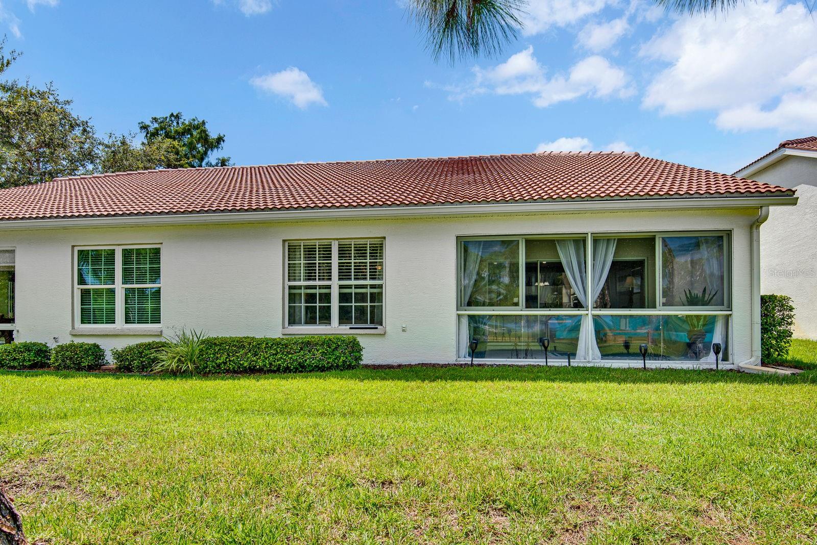 7124 MELROSE PL — photo 48
