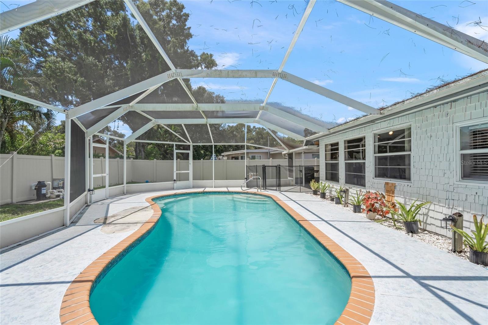 4018 DYER LN — photo 34