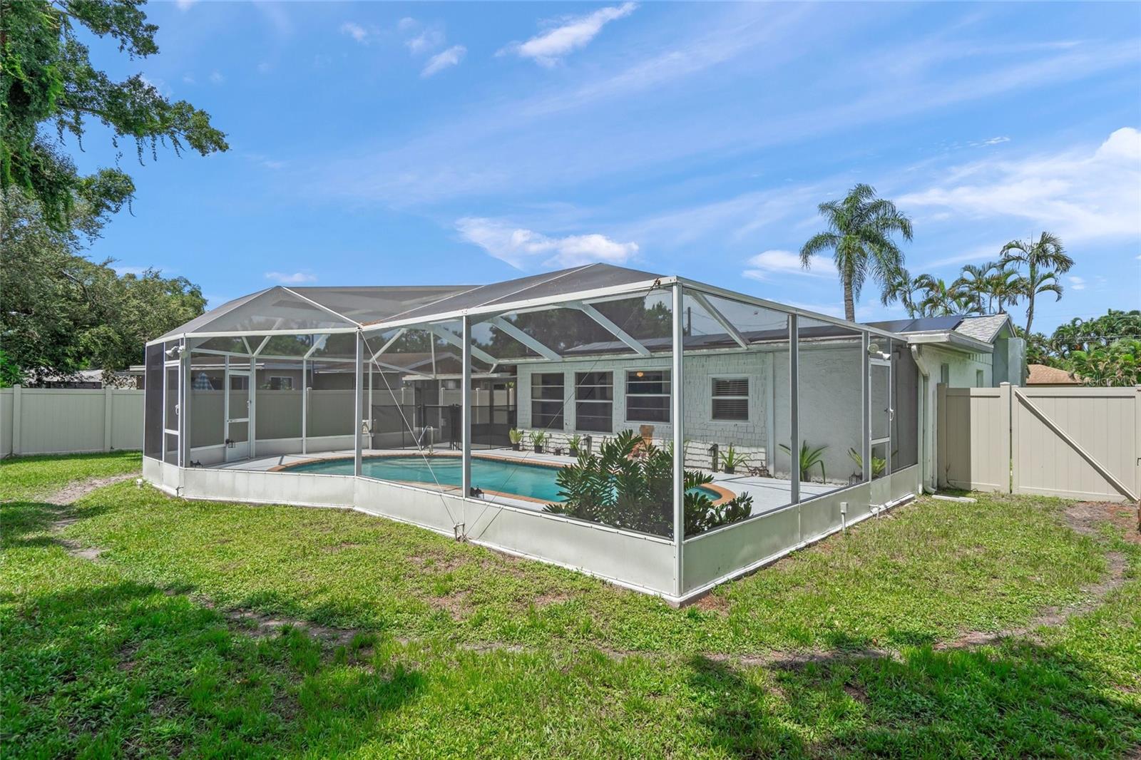 4018 DYER LN — photo 36