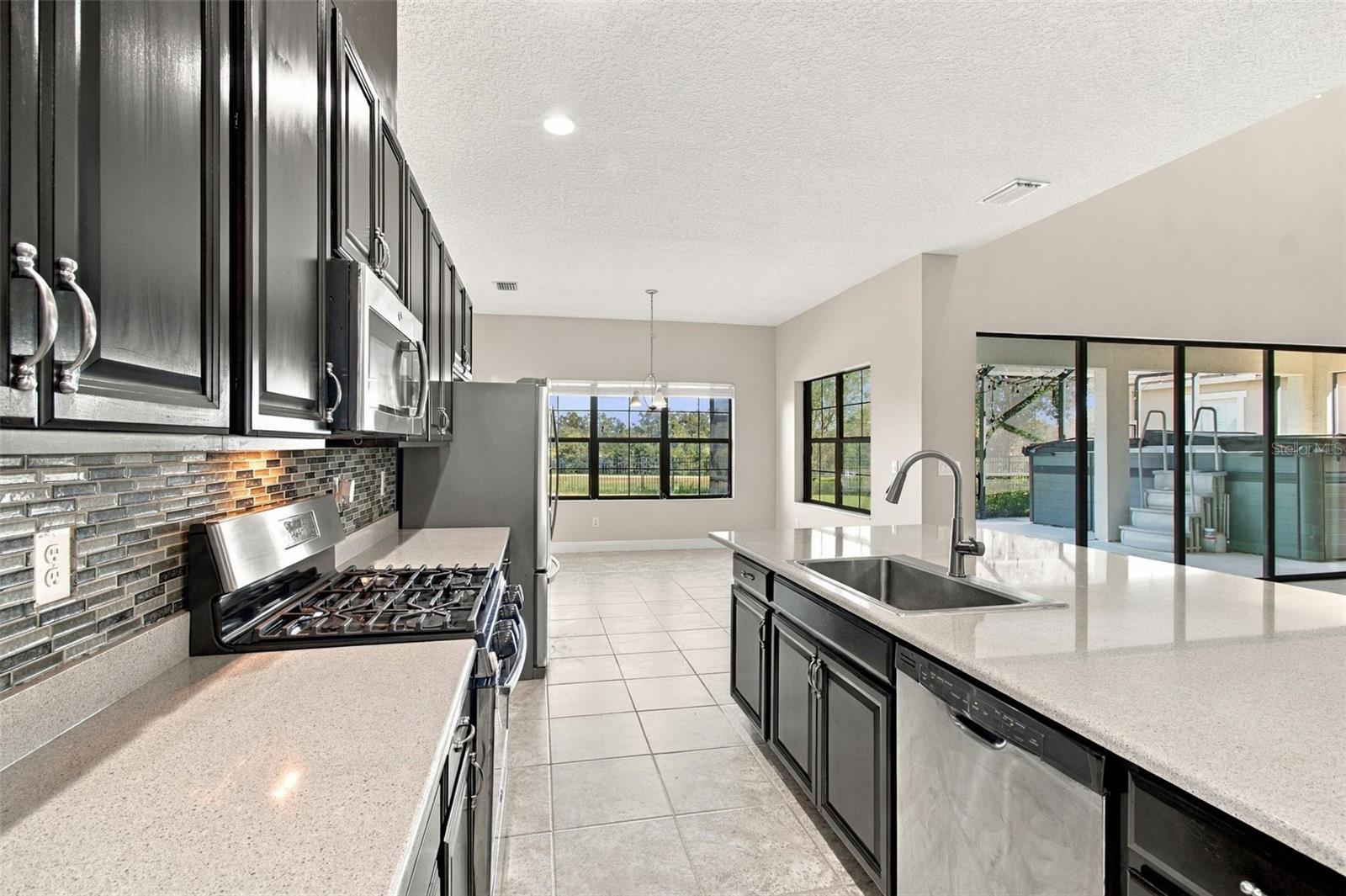 5830 WATERCOLOR DR — photo 10