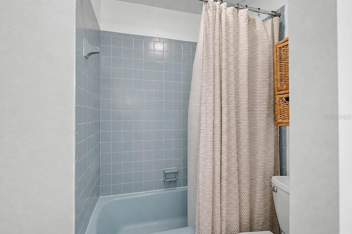 1113 DERIAN PL — photo 22