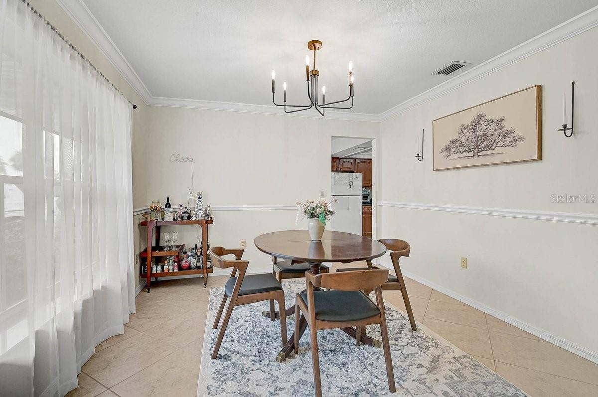 1113 DERIAN PL — photo 7