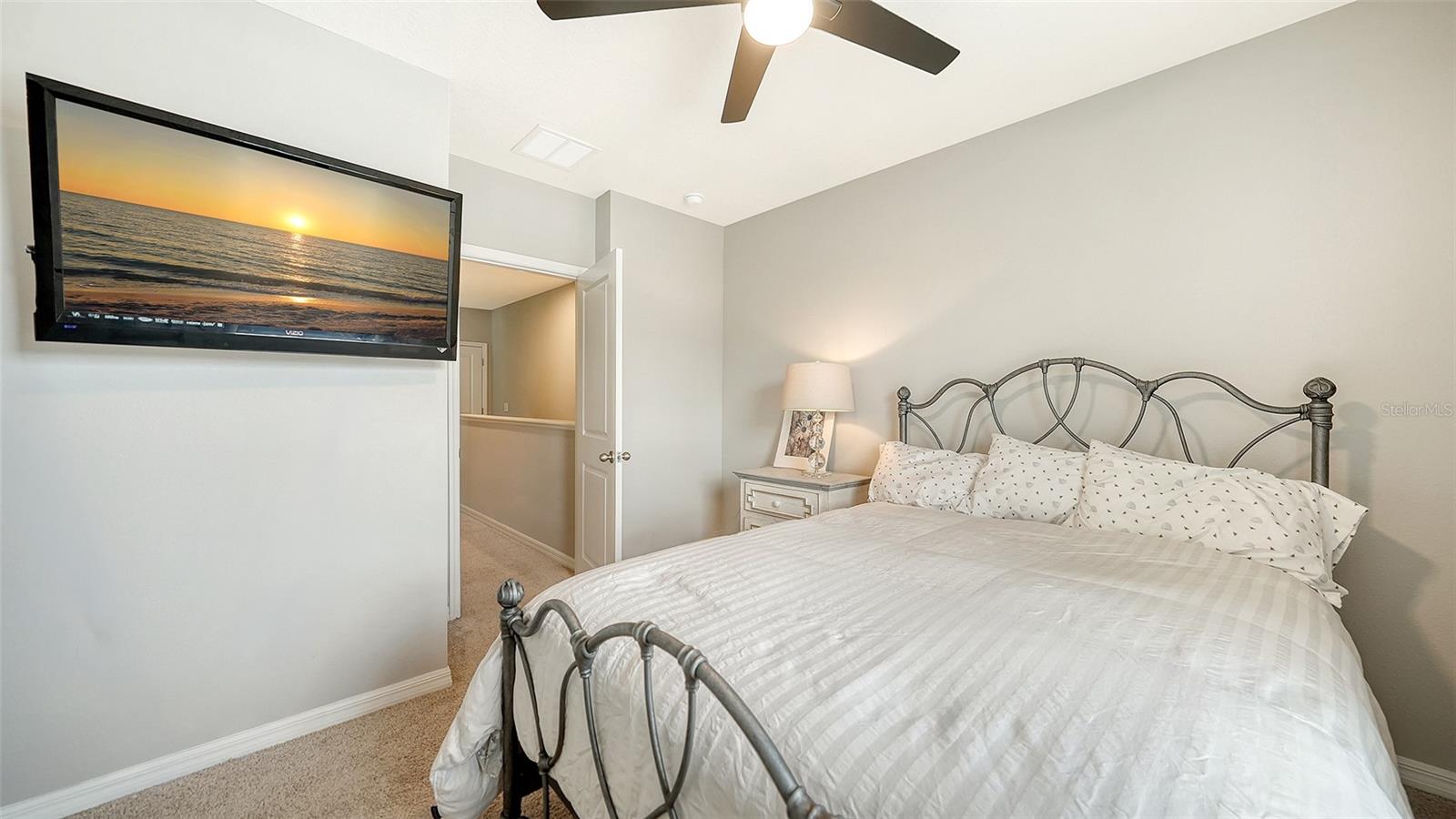 2627 MIDNIGHT PEARL DR — photo 32