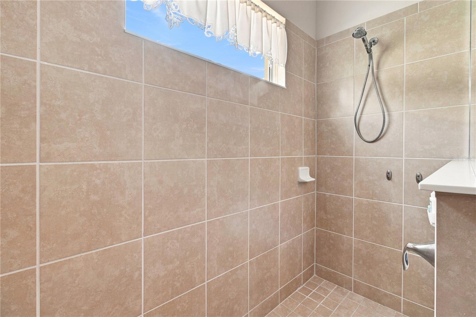 1329 WESTOVER AVE — photo 18