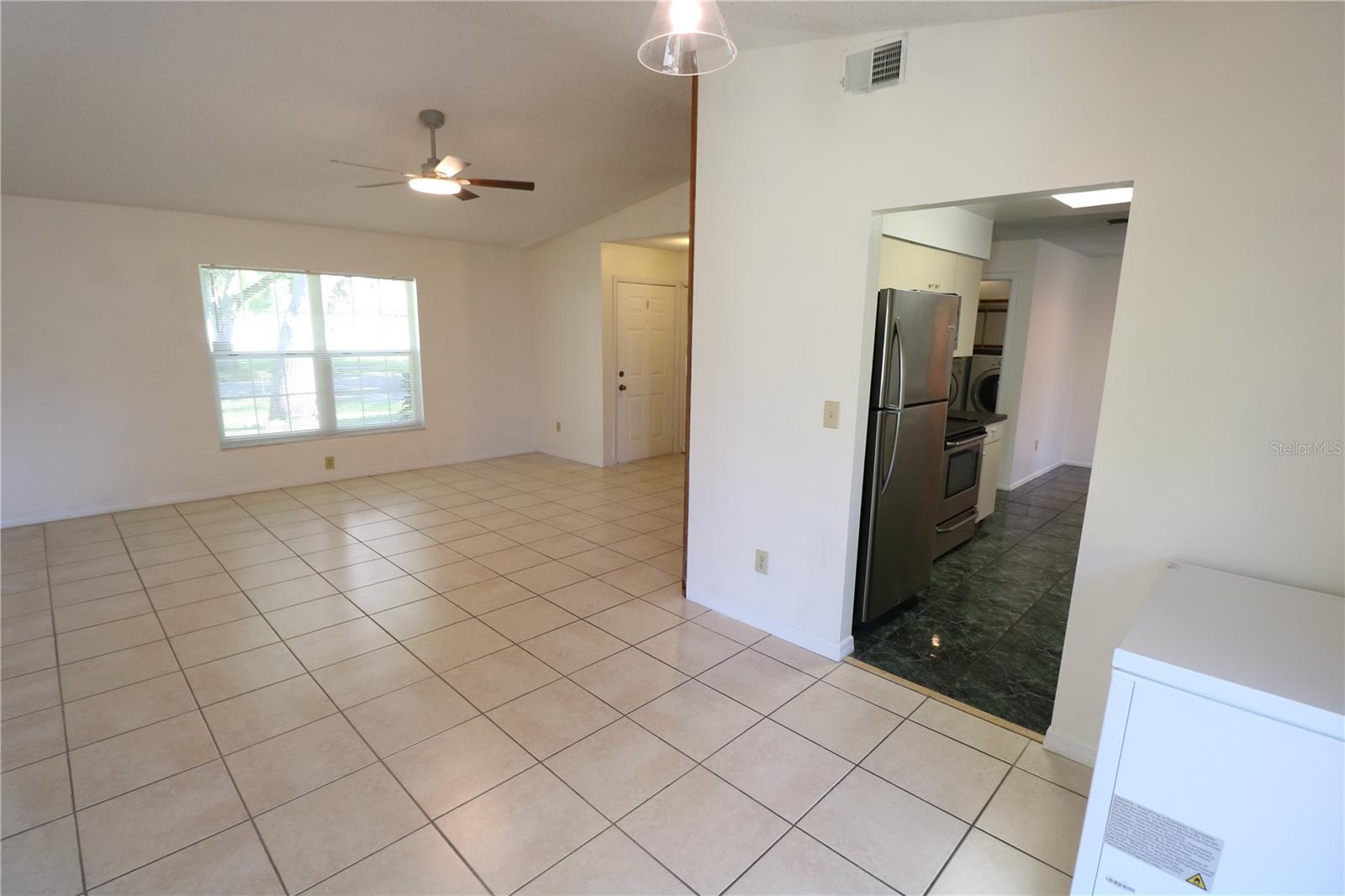 5017 OAKSHIRE DR — photo 19