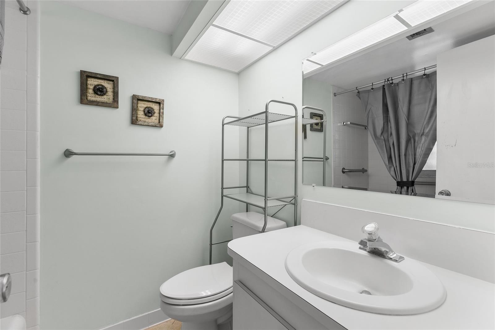 4775 COVE CIR #202 — photo 14