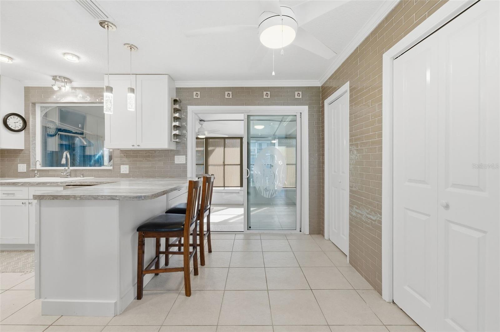 6424 BOATYARD DR — photo 10