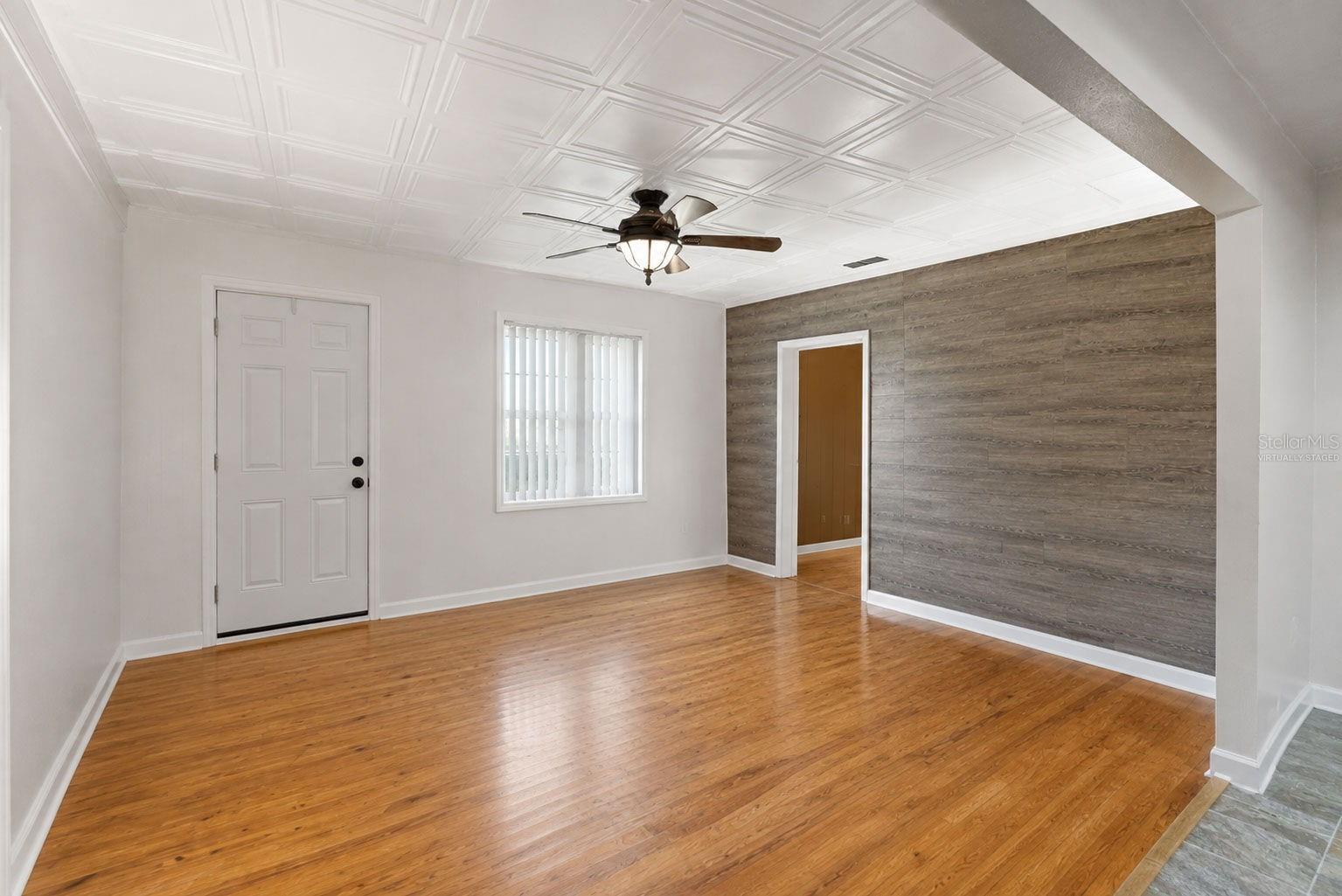 8709 EL PORTAL DR — photo 5