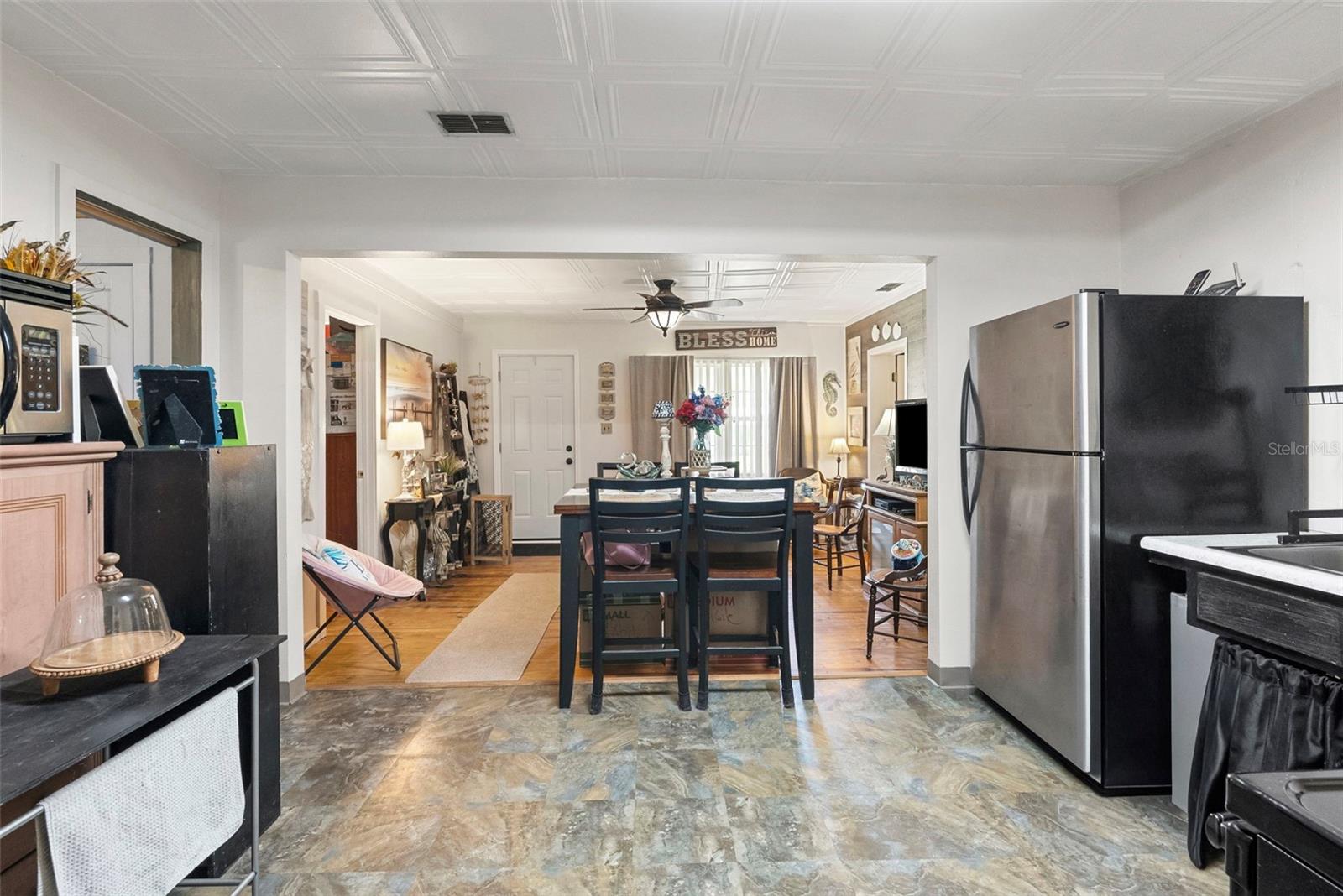 8709 EL PORTAL DR — photo 17
