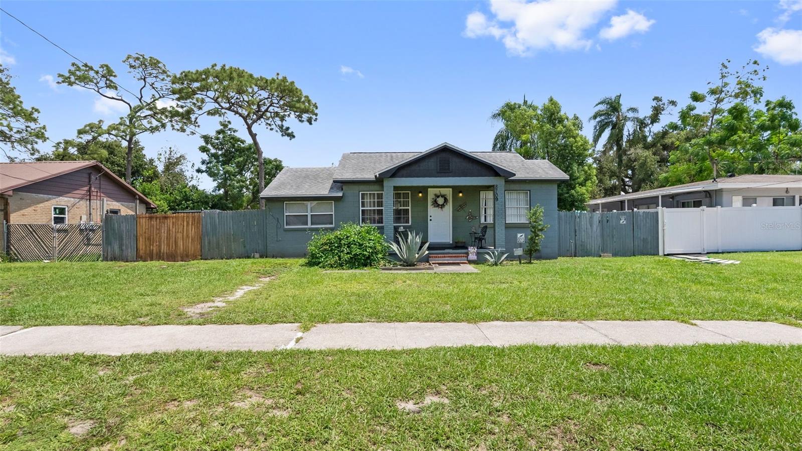 8709 EL PORTAL DR — photo 31