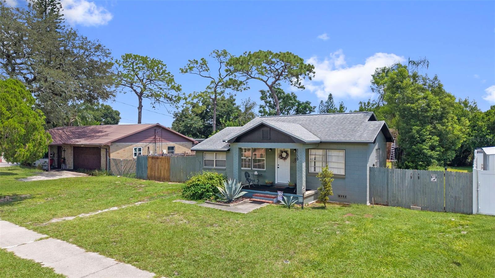 8709 EL PORTAL DR — photo 38