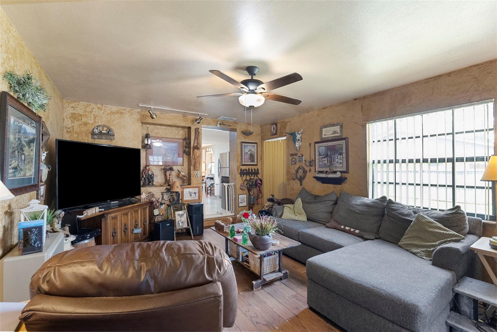 8709 EL PORTAL DR — photo 29