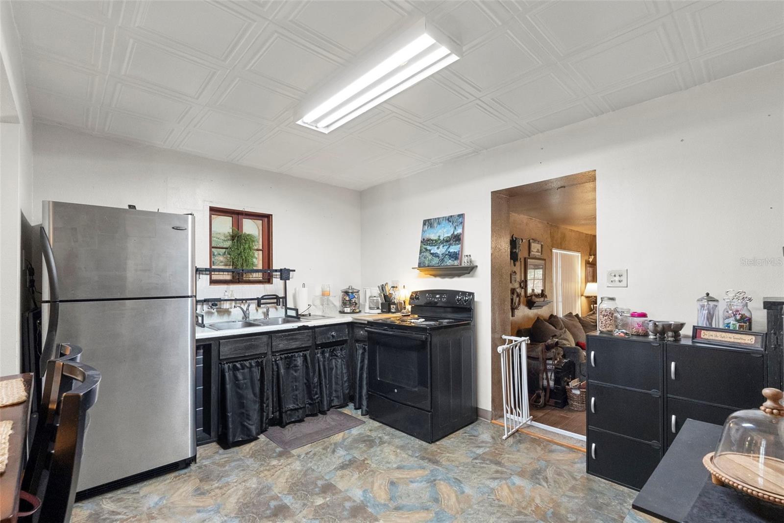 8709 EL PORTAL DR — photo 16