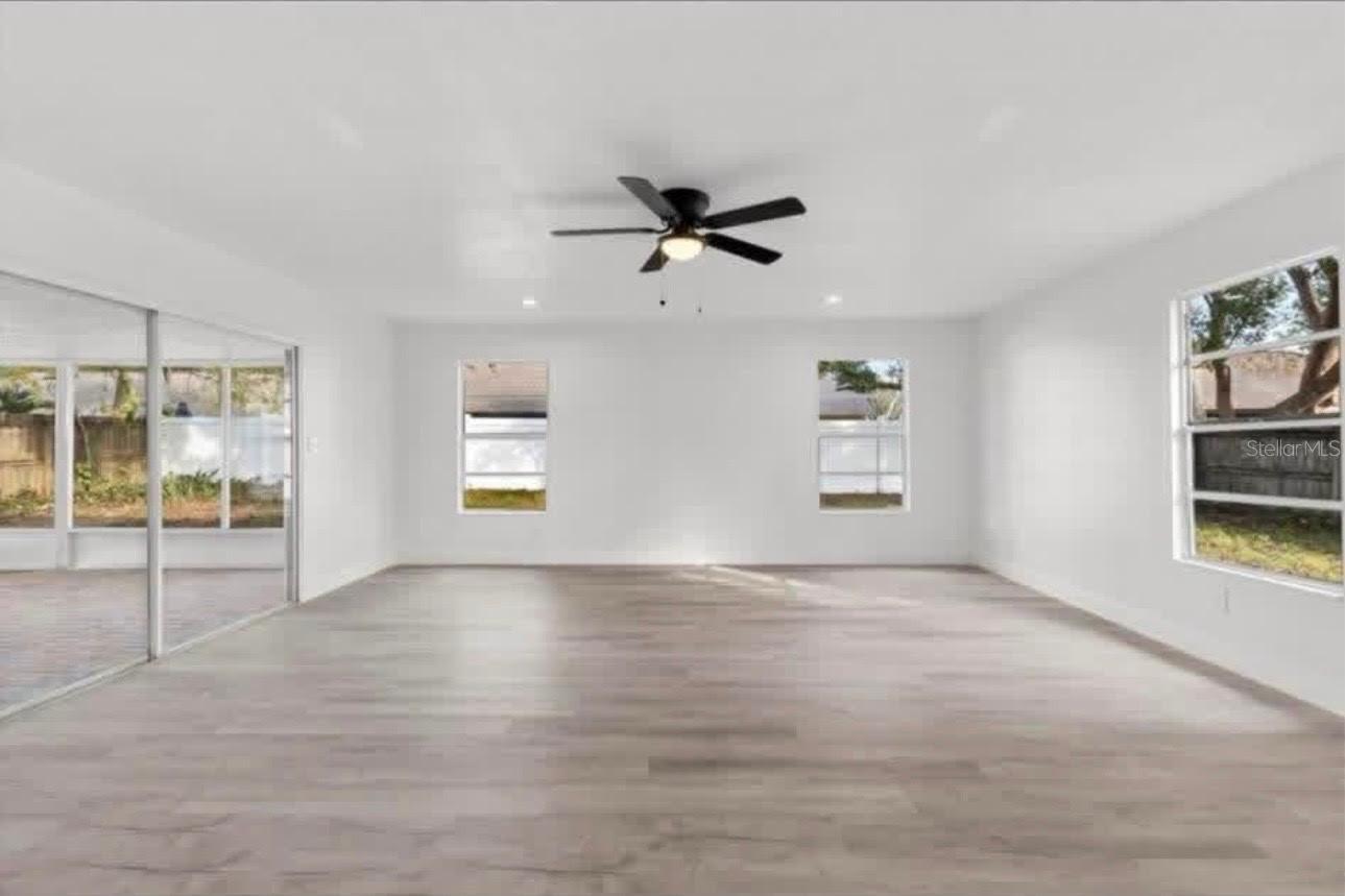 14915 GENTILLY PL — photo 9