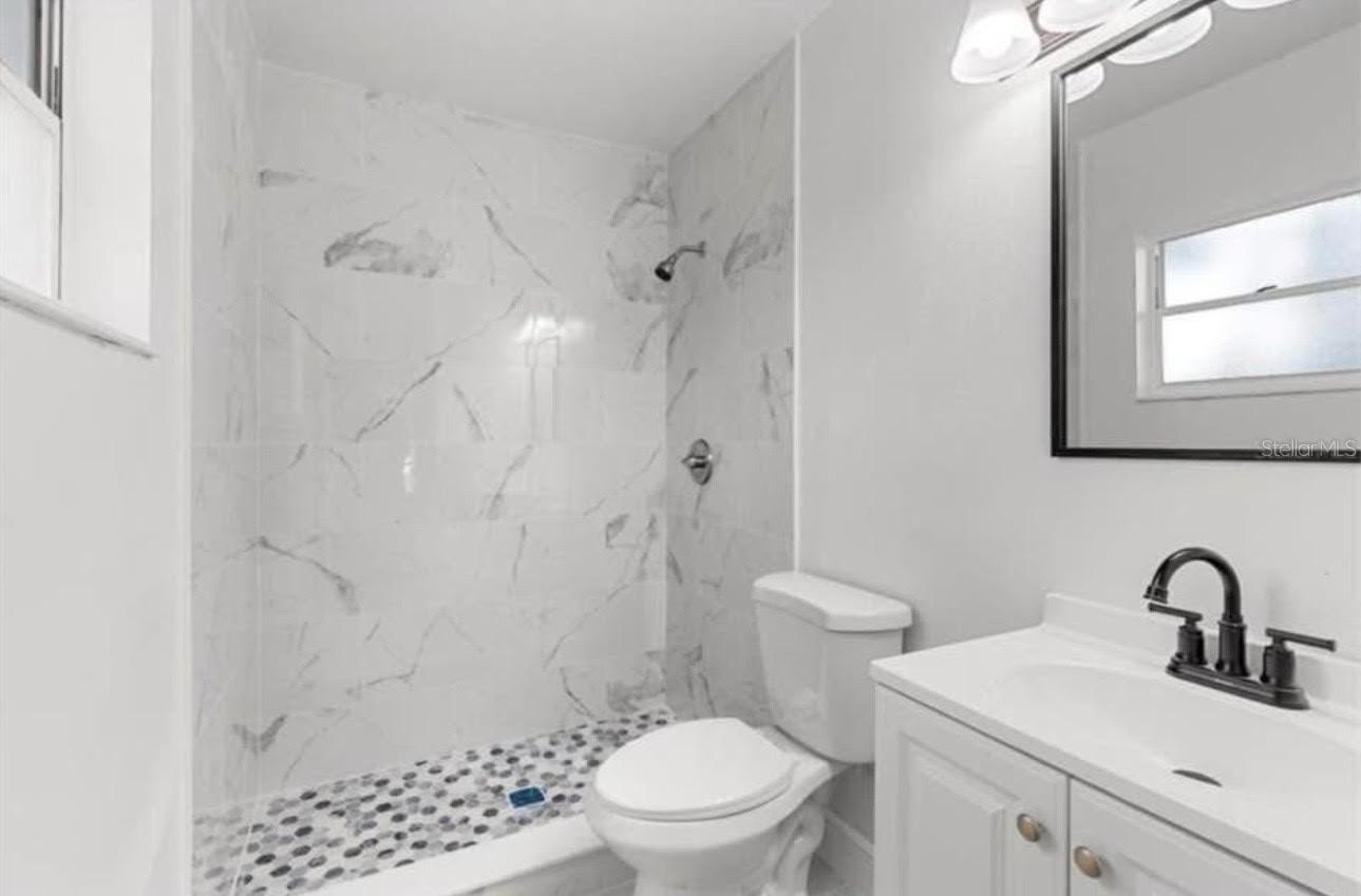 14915 GENTILLY PL — photo 12