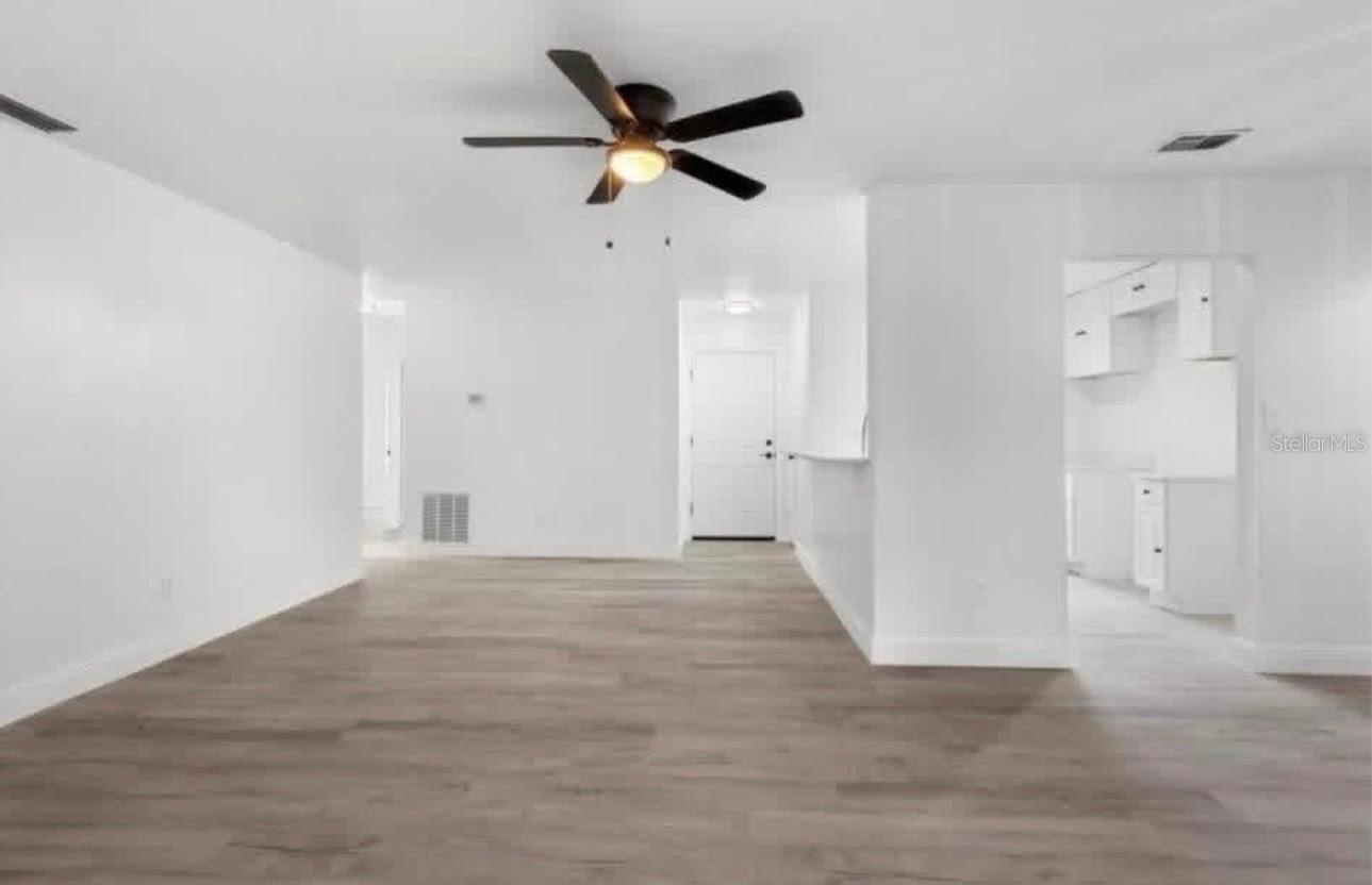 14915 GENTILLY PL — photo 13
