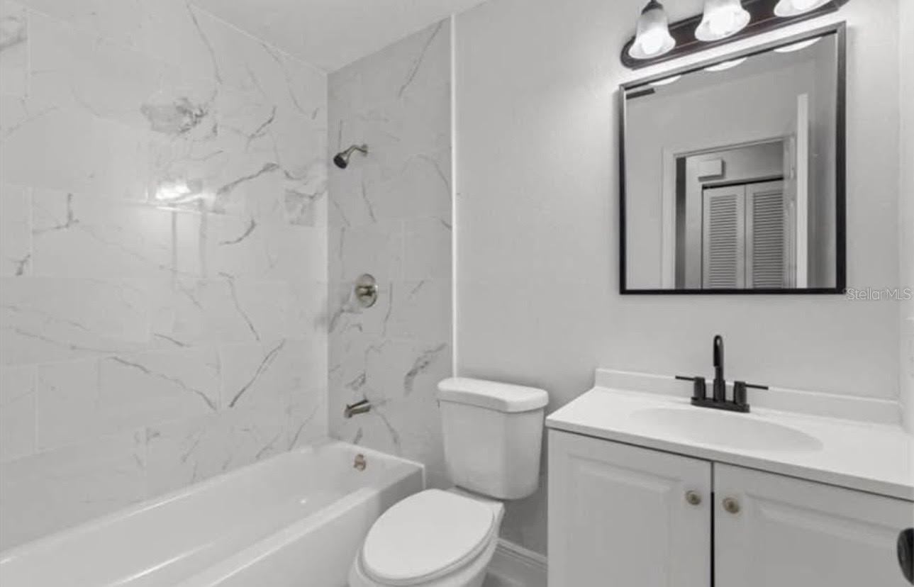 14915 GENTILLY PL — photo 10