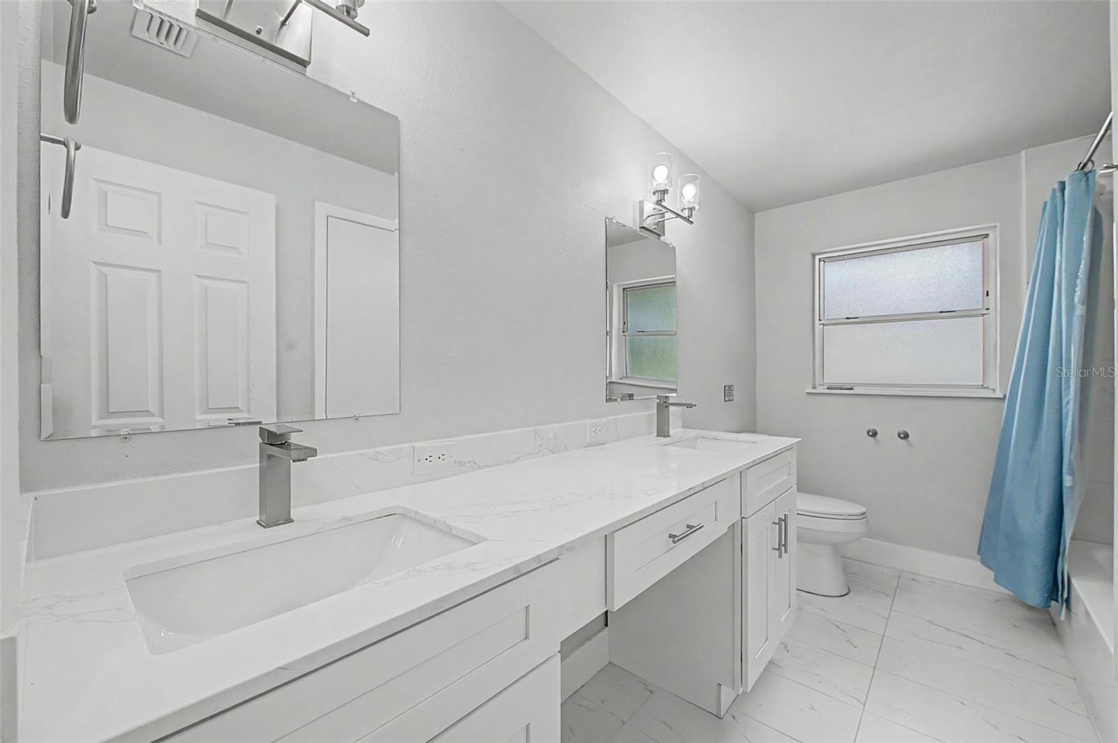 1073 KENWOOD DR — photo 16