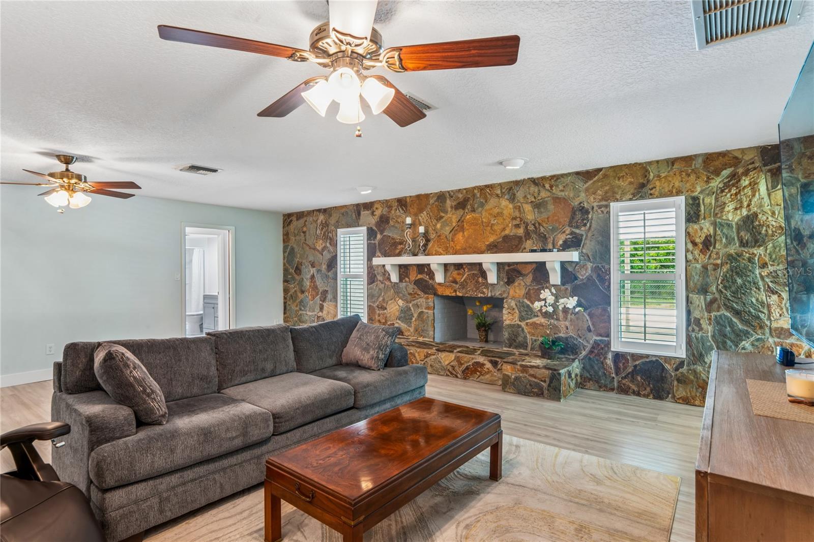 1131 LANCER LN — photo 61