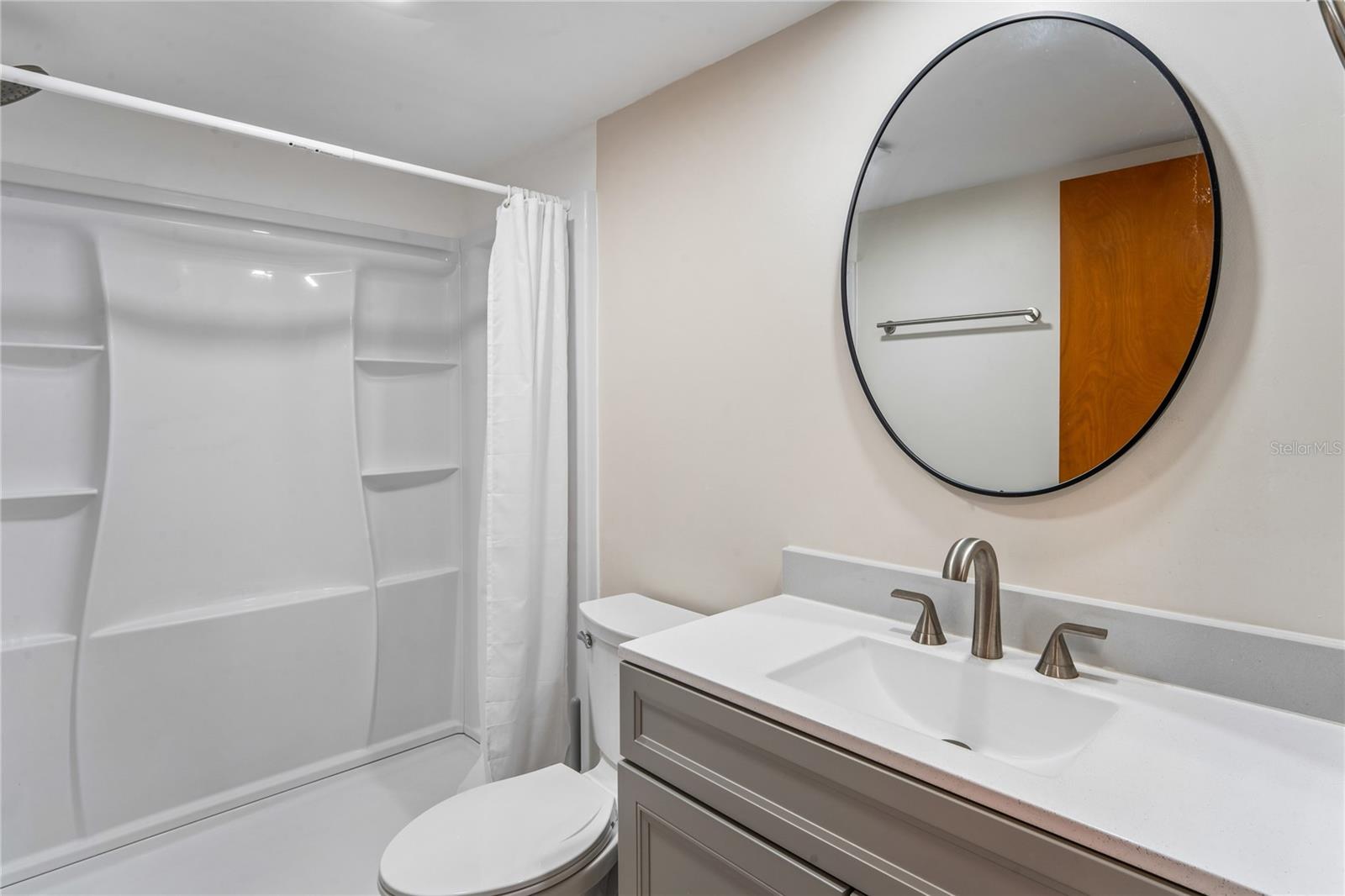 1131 LANCER LN — photo 12