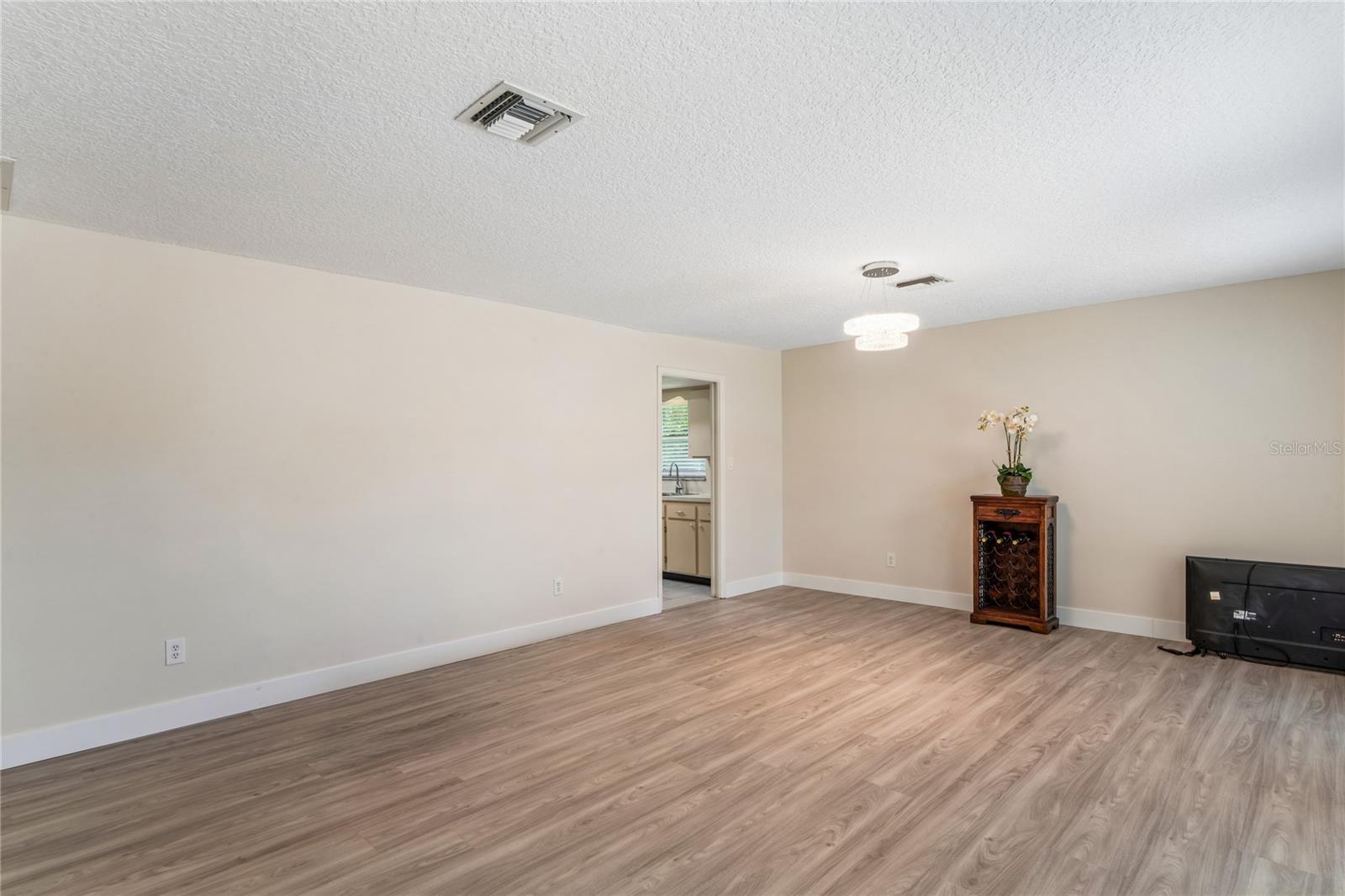 1131 LANCER LN — photo 69