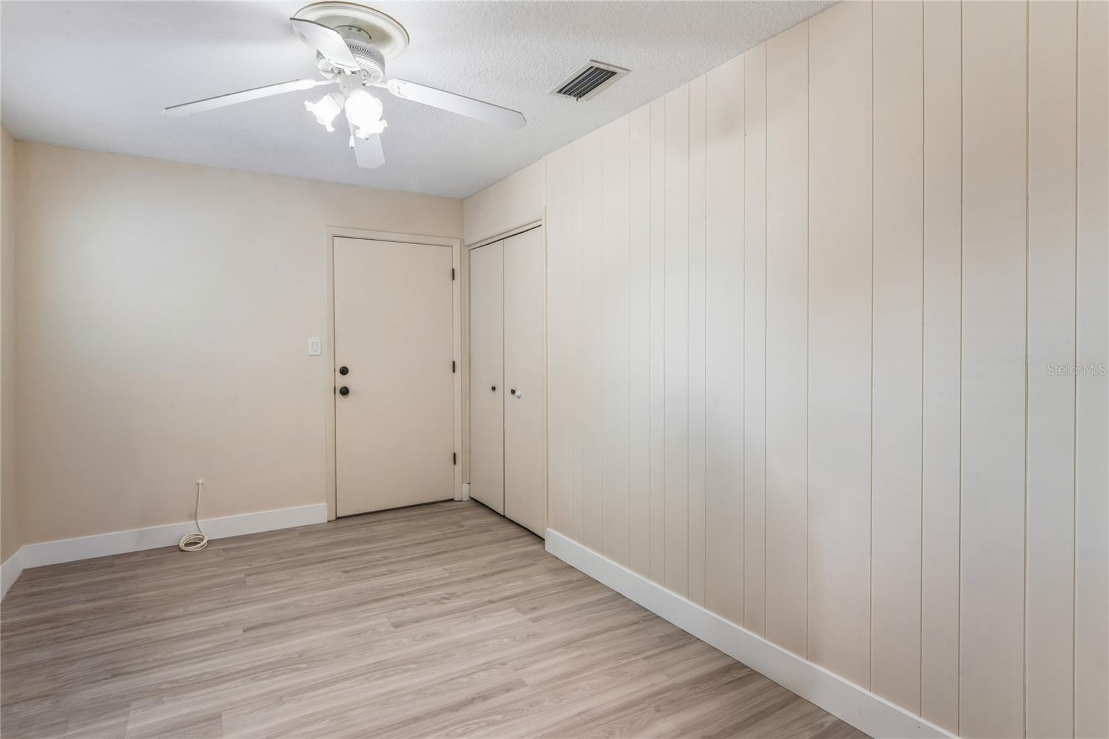 1131 LANCER LN — photo 17