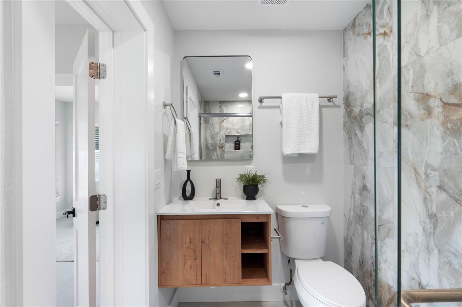 1601 HARDWOOD DR — photo 19