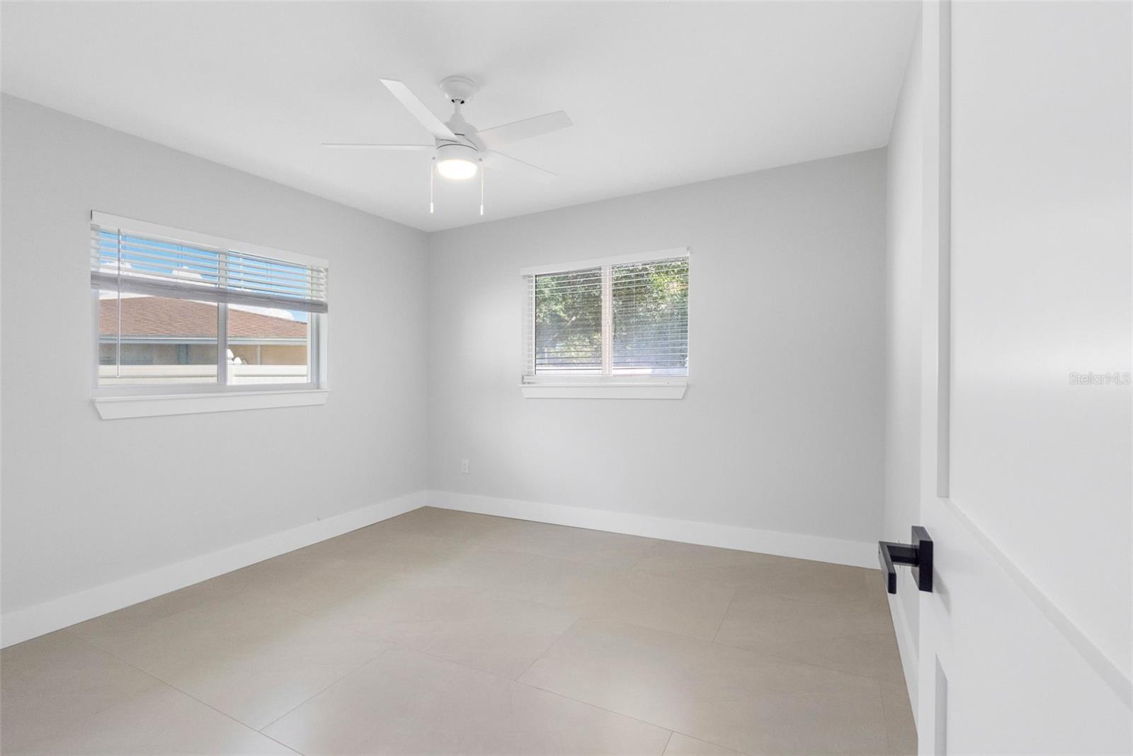 1601 HARDWOOD DR — photo 28