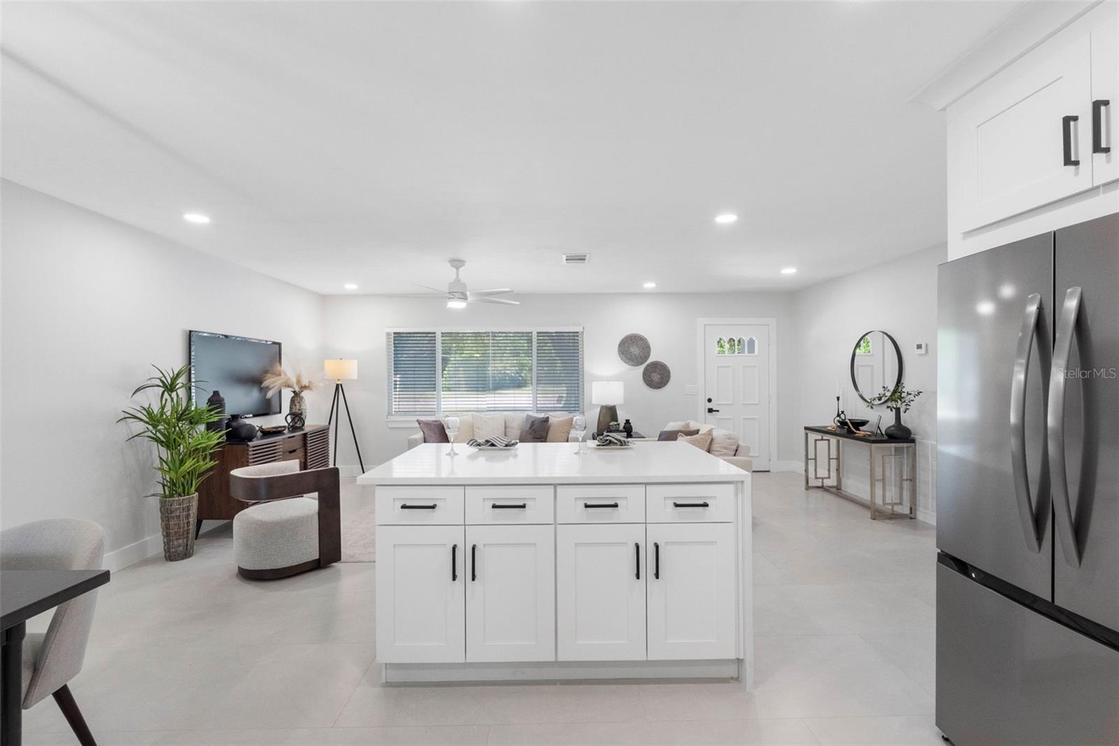 1601 HARDWOOD DR — photo 10