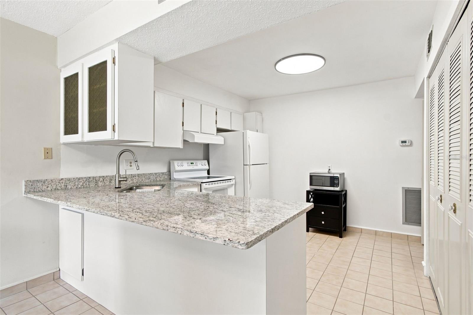 1655 S HIGHLAND AVE #B110 — photo 24