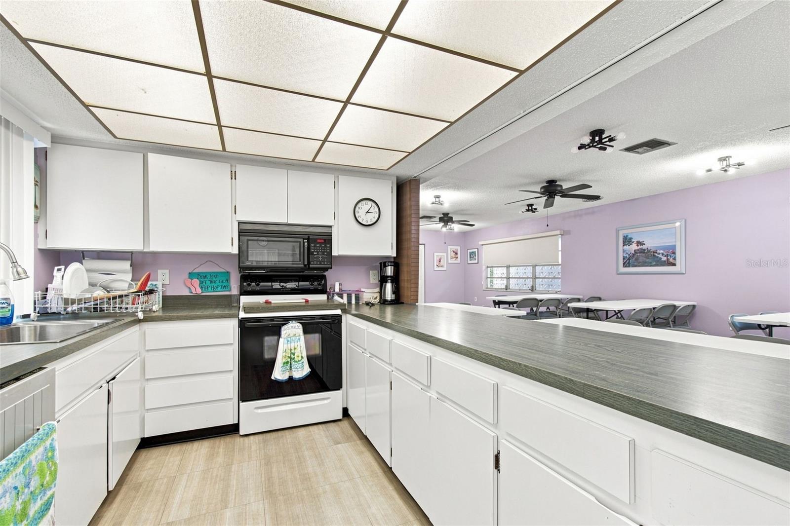 1655 S HIGHLAND AVE #B110 — photo 76