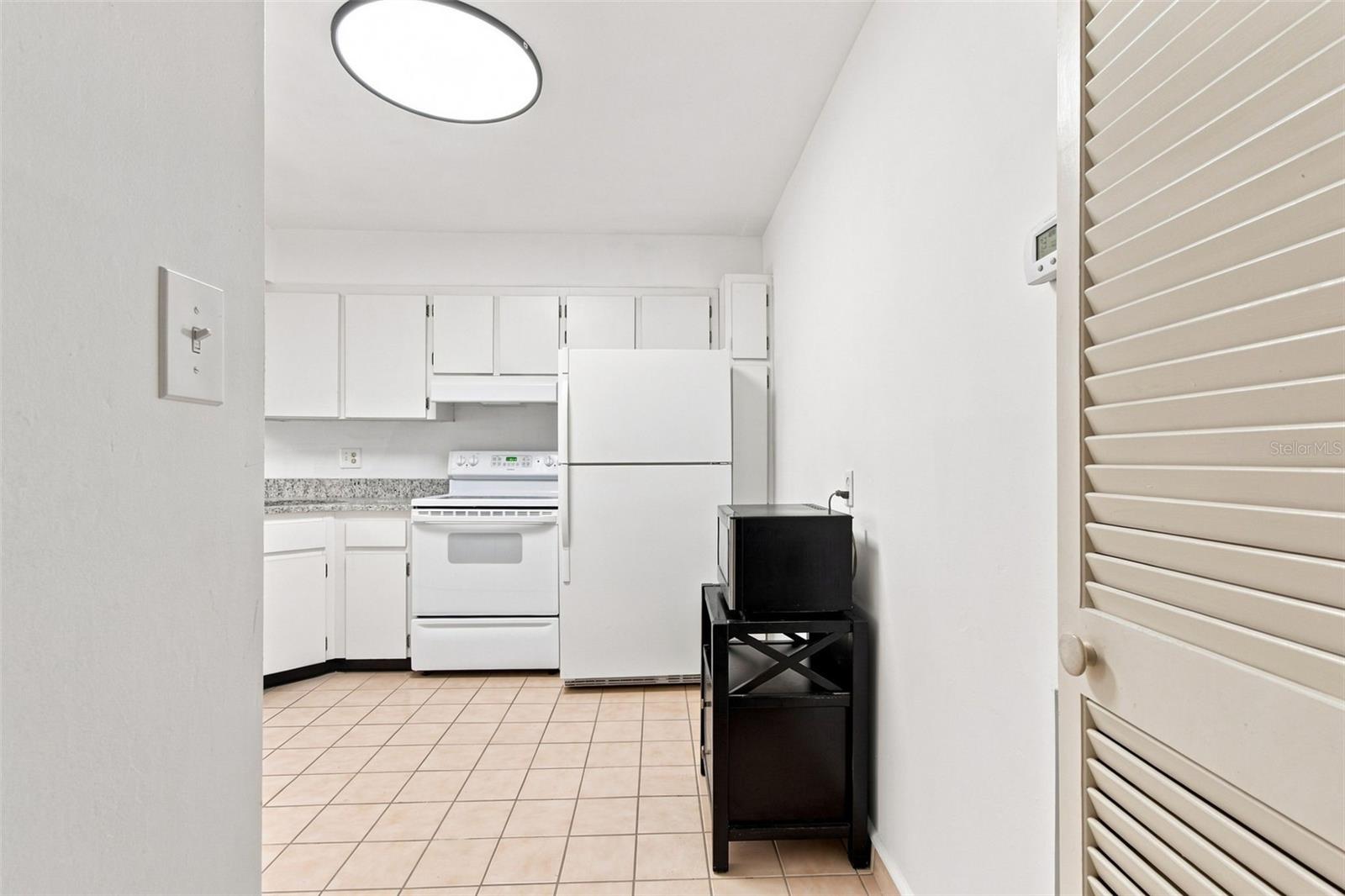 1655 S HIGHLAND AVE #B110 — photo 18