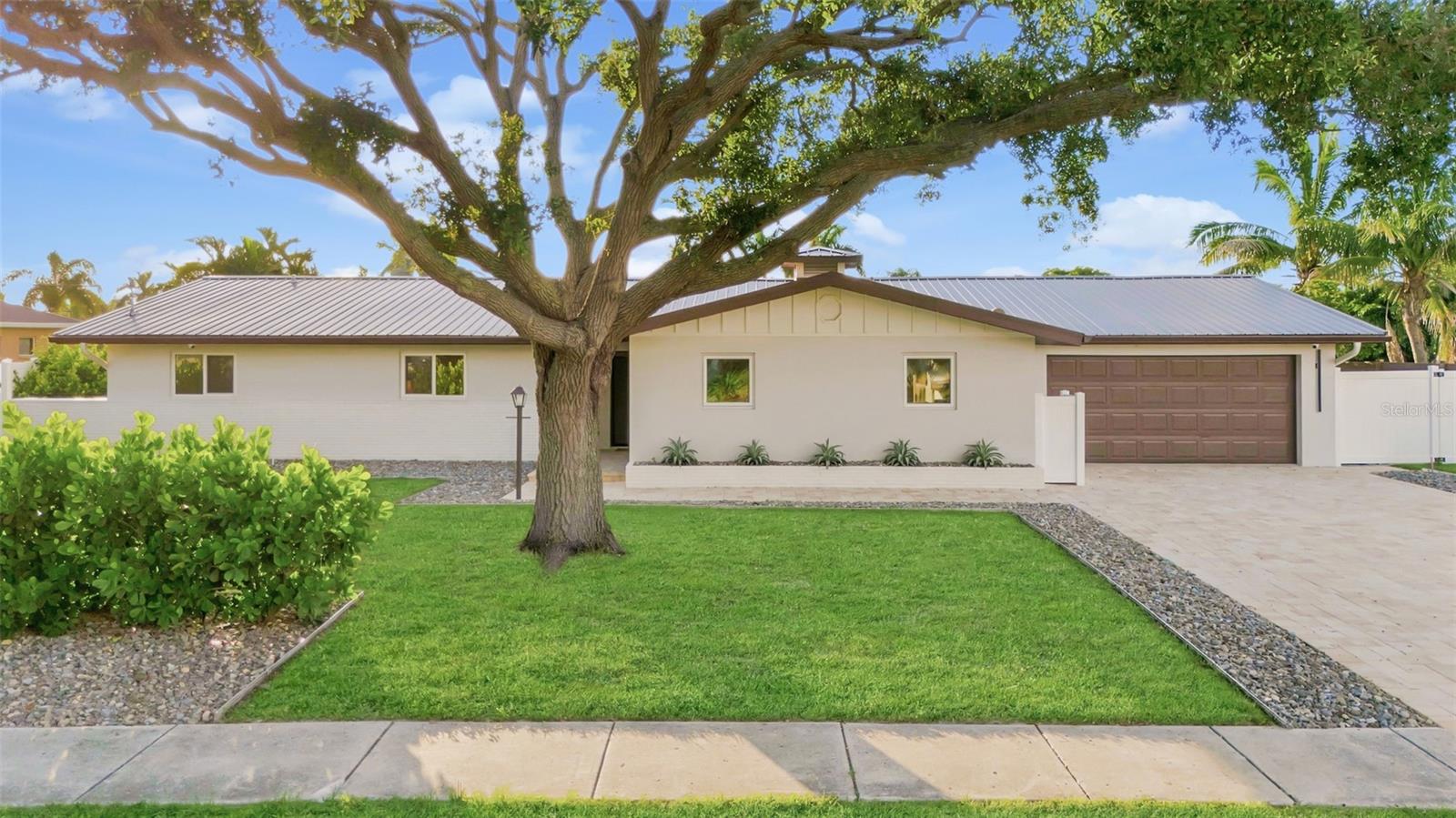 2303 CONSTITUTION BLVD — photo 3