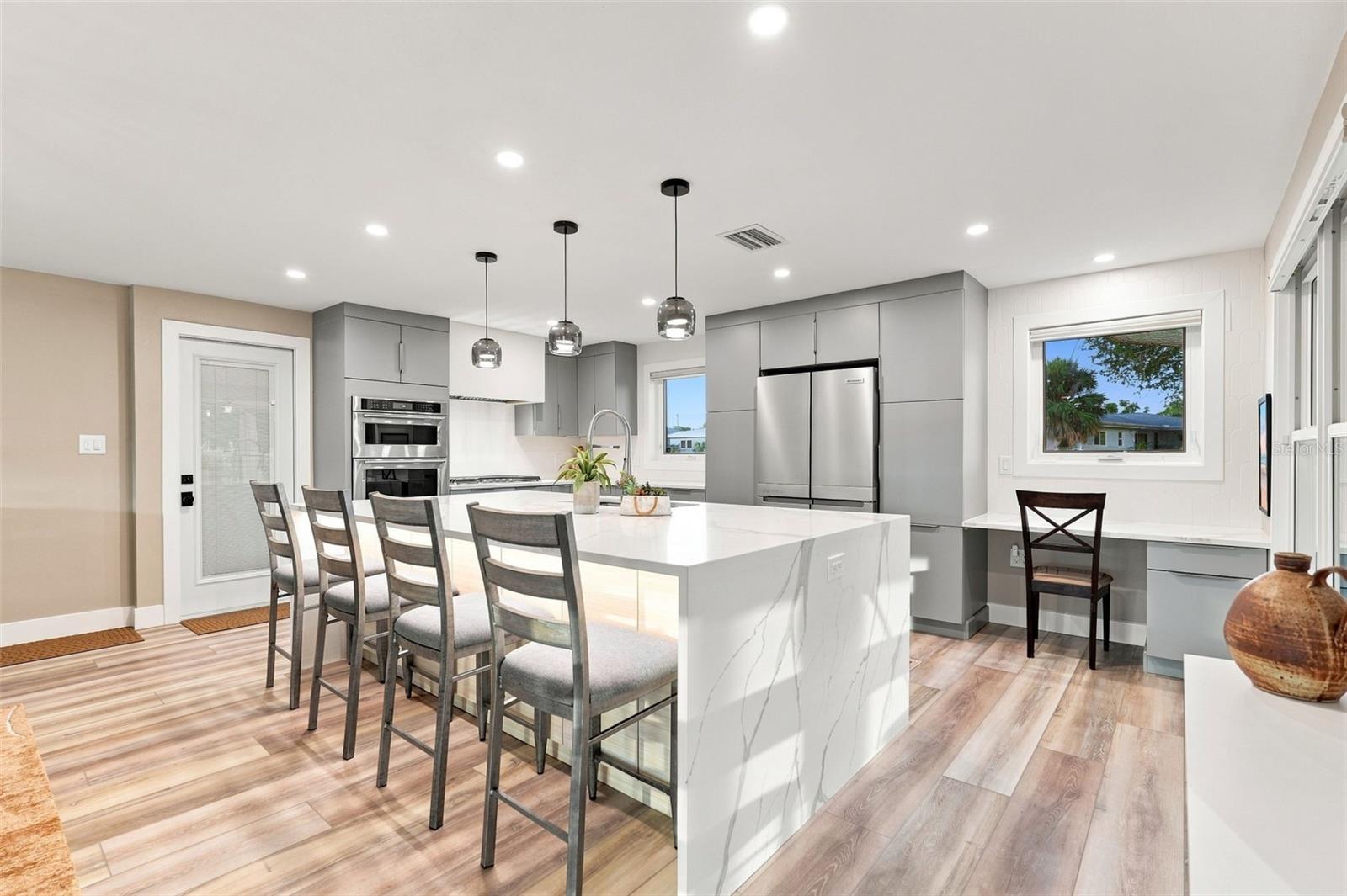 2303 CONSTITUTION BLVD — photo 17