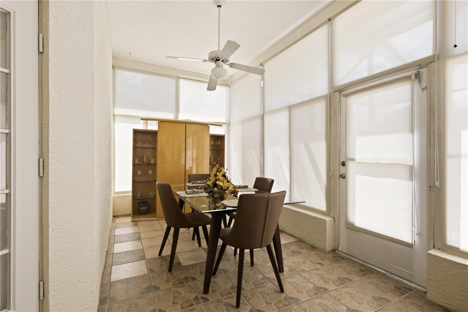 8704 CYPRESS LAKES BLVD — photo 34