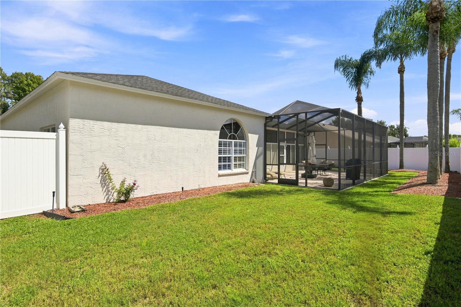 8704 CYPRESS LAKES BLVD — photo 40