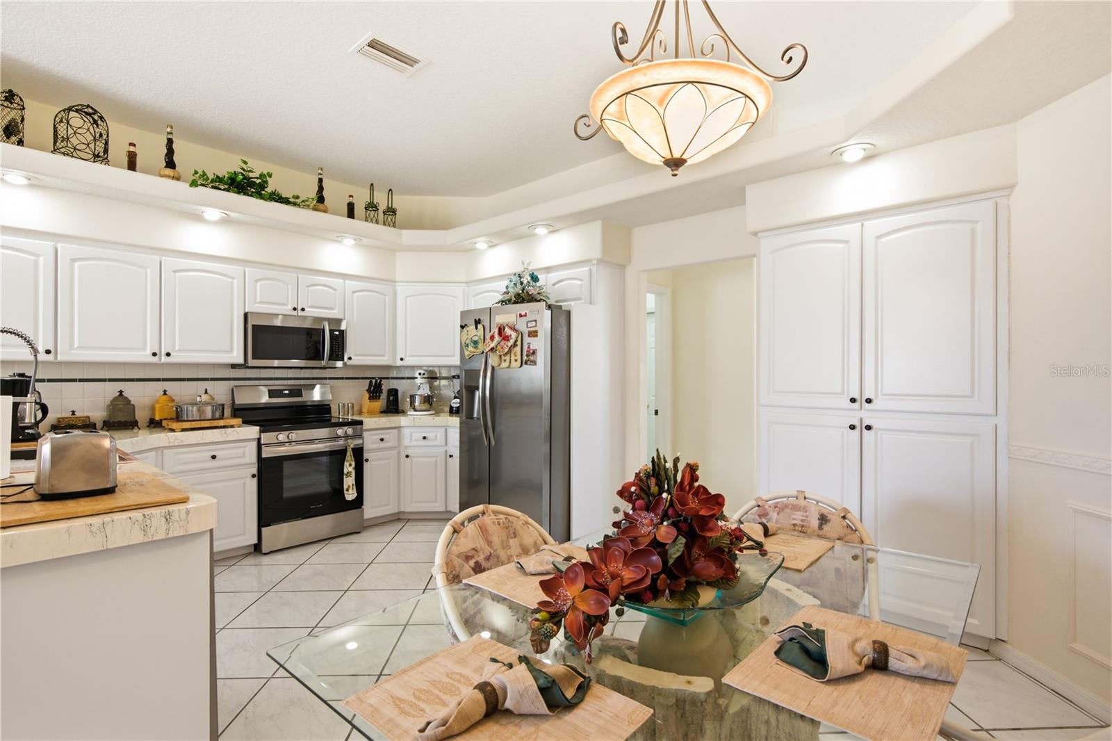 8704 CYPRESS LAKES BLVD — photo 17