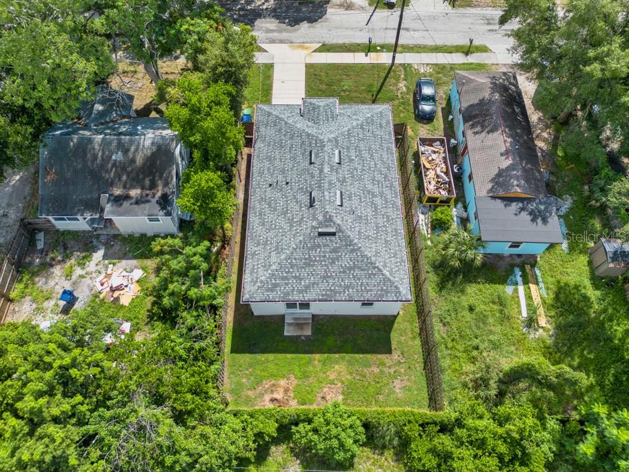 8118 N SEMMES ST — photo 42
