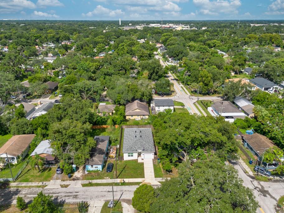 8118 N SEMMES ST — photo 37