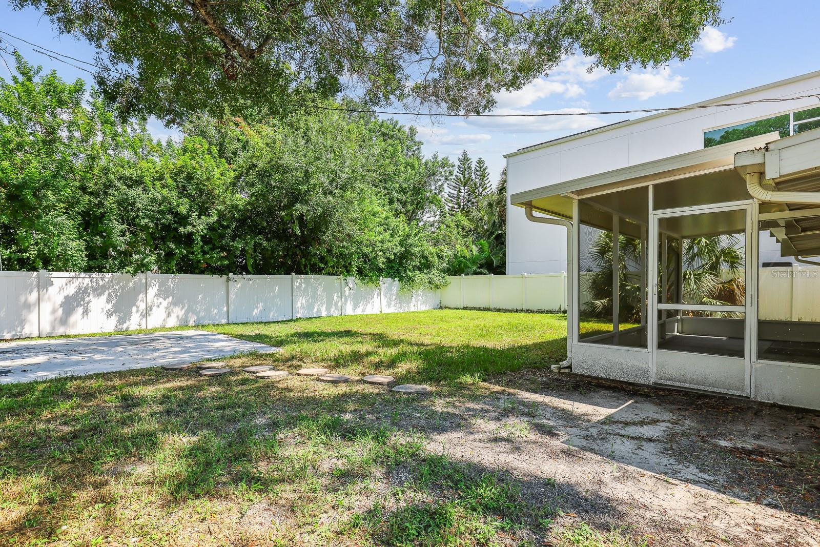 4006 S SHAMROCK RD — photo 27