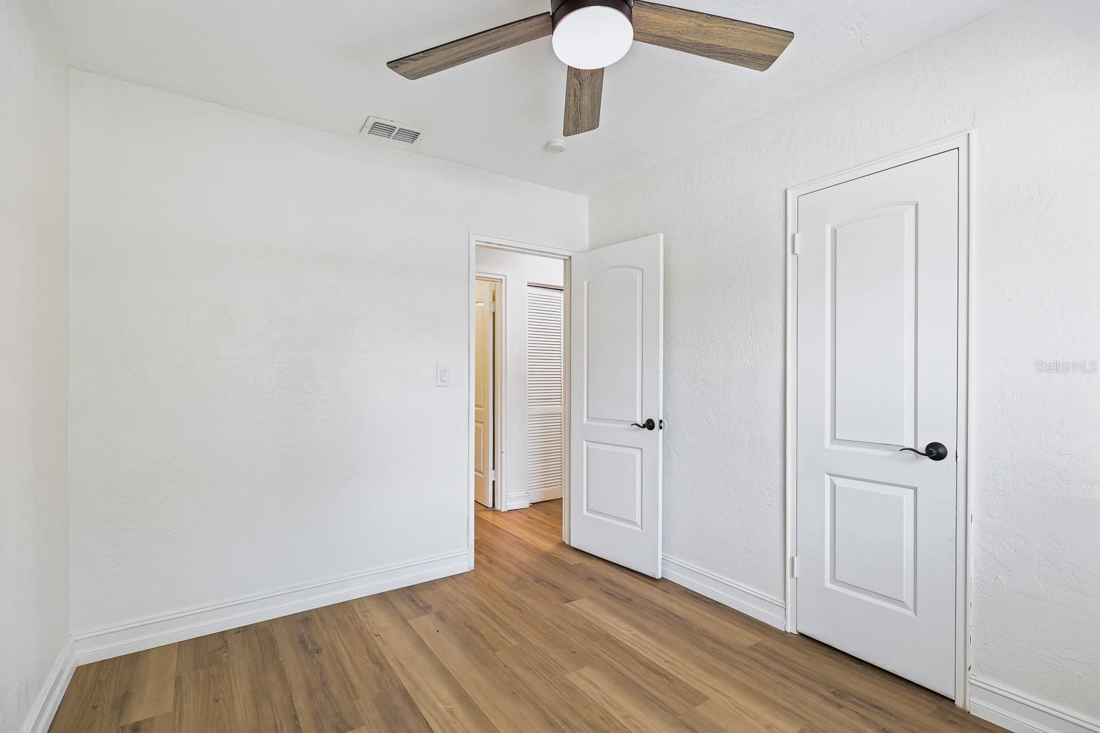 4006 S SHAMROCK RD — photo 23