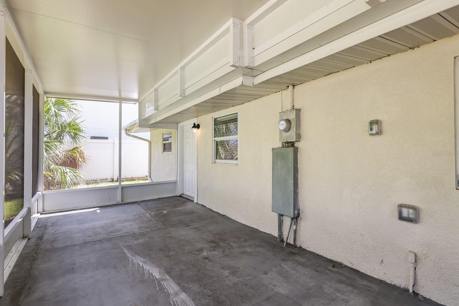 4006 S SHAMROCK RD — photo 25