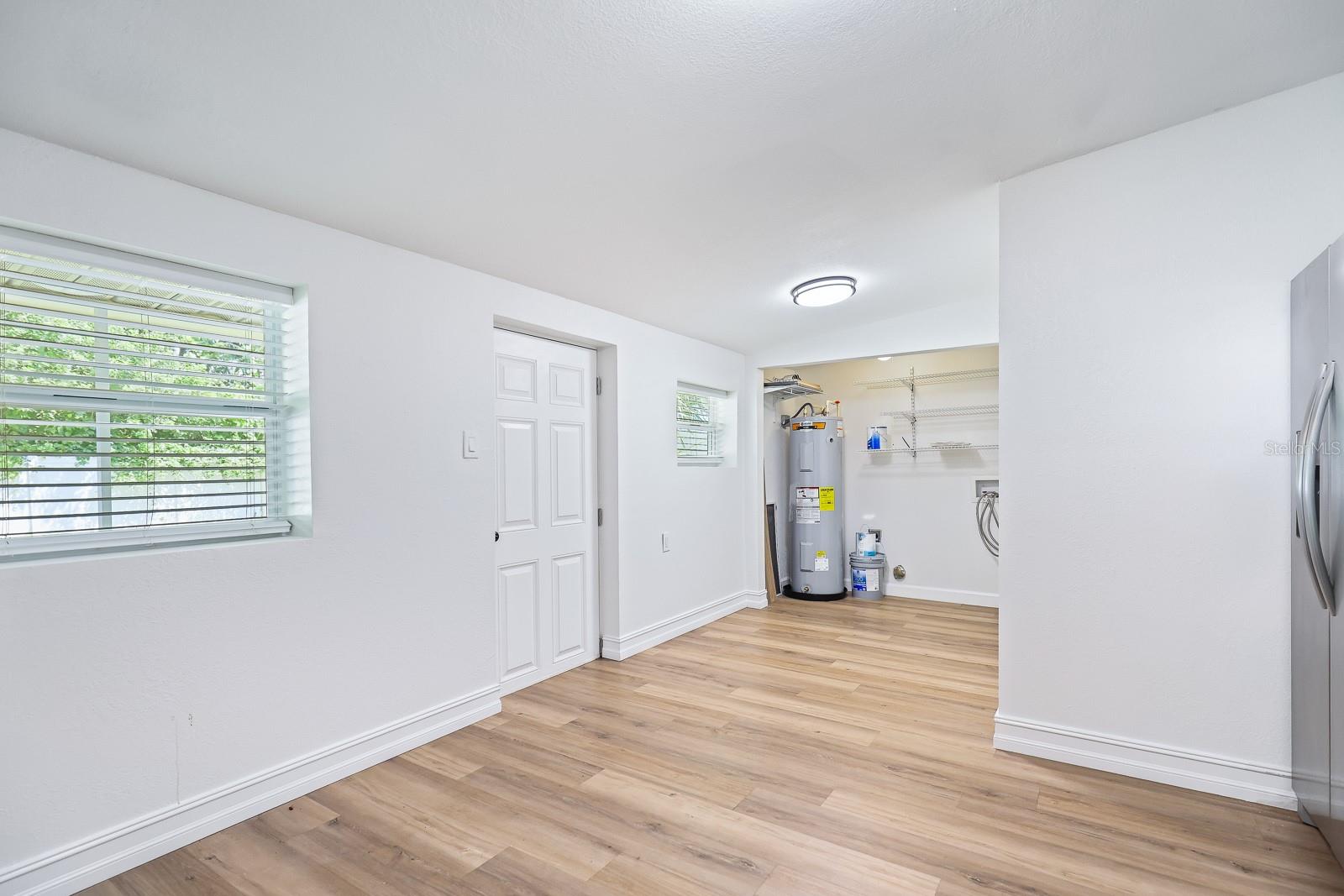 4006 S SHAMROCK RD — photo 14